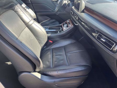 Used 2023 Lincoln Aviator Reserve w/ Equipment Group 201A AWD/4WD image 23