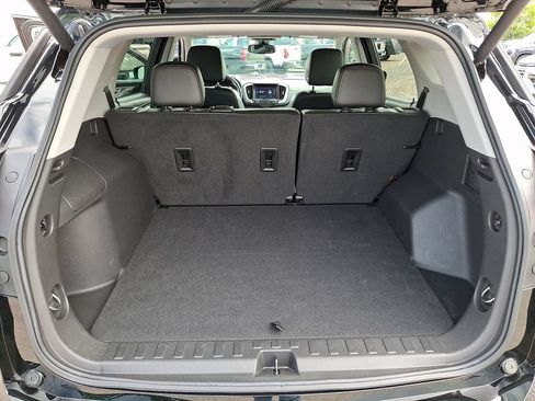 Certified 2023 GMC Terrain SLT w/ Elevation Edition AWD/4WD image 28