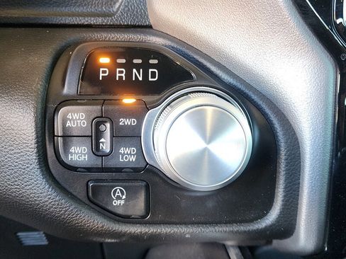 Used 2024 RAM 1500 Laramie image 37