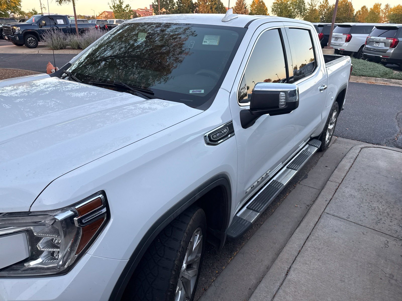 Used 2021 GMC Sierra 1500 SLT w/ SLT Premium Plus Package AWD/4WD image 1
