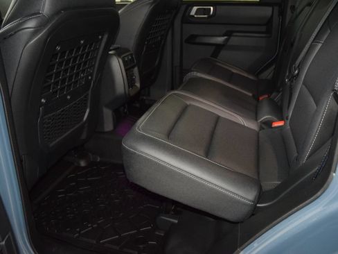 Used 2025 Ford Bronco Badlands AWD/4WD image 38