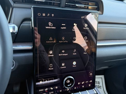 New 2026 GMC Terrain Denali image 35