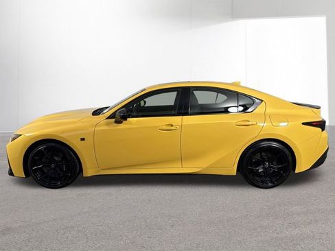 Certified 2025 Lexus IS 500 image 32