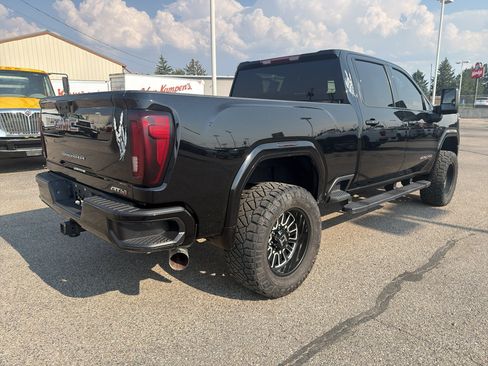 Used 2023 GMC Sierra 3500 AT4 AWD/4WD image 4