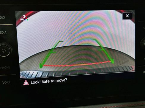 Used 2025 Volkswagen Jetta GLI Autobahn FWD image 16