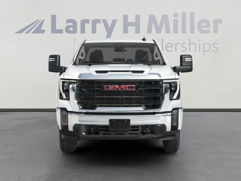 Used 2024 GMC Sierra 2500 AT4 w/ AT4 Premium Plus Package image 7