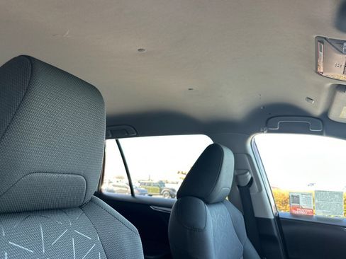 Used 2023 Toyota RAV4 XLE image 15