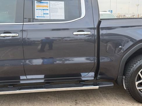 Used 2023 GMC Sierra 1500 SLT image 17