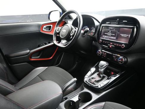 Used 2021 Kia Soul Turbo FWD image 21