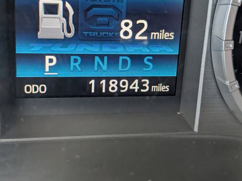 Used 2014 Toyota Tundra SR5 image 9