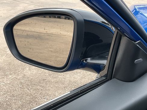 Used 2025 Nissan Altima 2.5 SR image 11