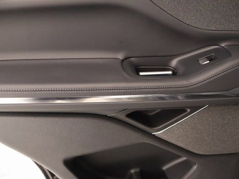 New 2025 Lincoln Navigator Reserve w/ Jet Appearance Package image 18