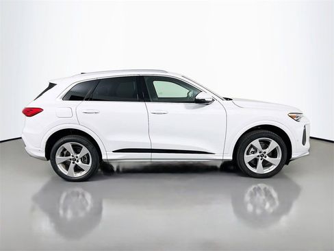 New 2025 Audi Q5 2.0T Premium Plus image 8