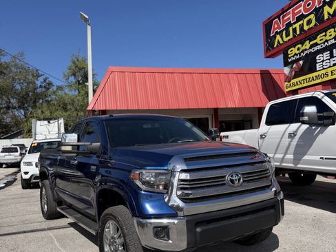 Used 2015 Toyota Tundra SR5 w/ SR5 Upgrade Package image 2