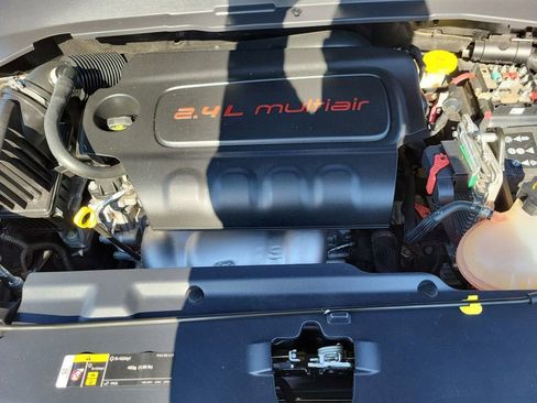 Used 2021 Jeep Compass Latitude image 16