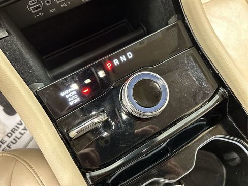 Used 2021 Jeep Grand Cherokee L Limited image 17