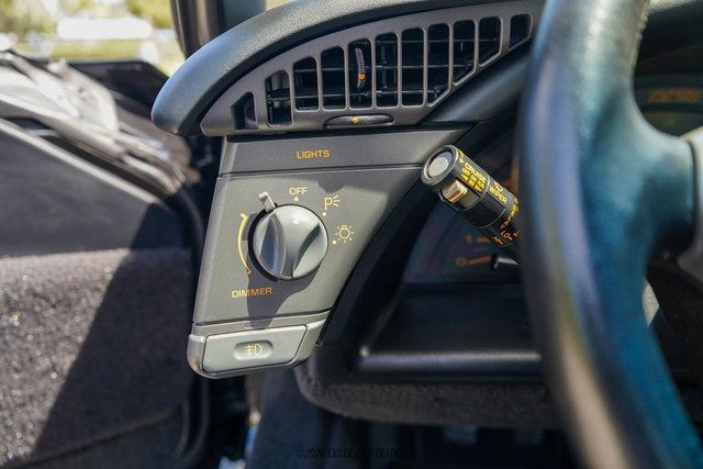 Used 1990 Chevrolet Corvette ZR-1 RWD image 44