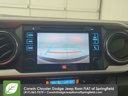 Used 2017 Toyota Tacoma Limited image 24