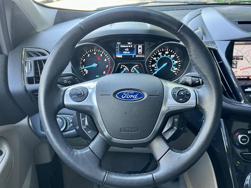 Used 2014 Ford Escape Titanium w/ Equipment Group 401A FWD image 16