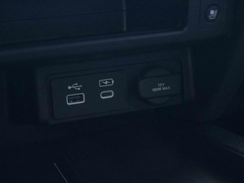 Used 2025 Honda Ridgeline Black Edition image 33