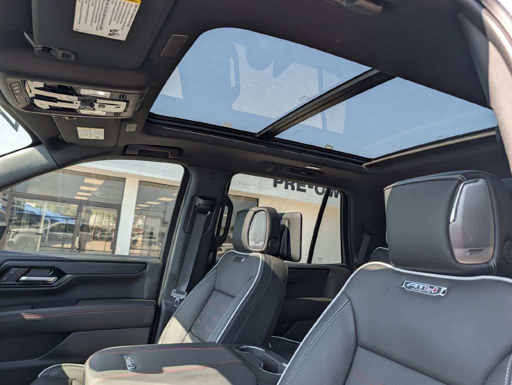 New 2026 GMC Yukon AT4 Ultimate w/ LPO, Floor Liner Package AWD/4WD image 26