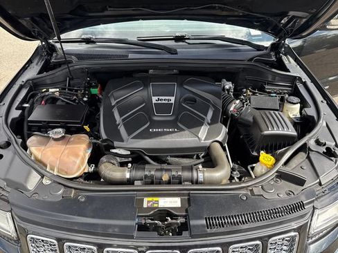 Used 2014 Jeep Grand Cherokee Summit AWD/4WD image 29