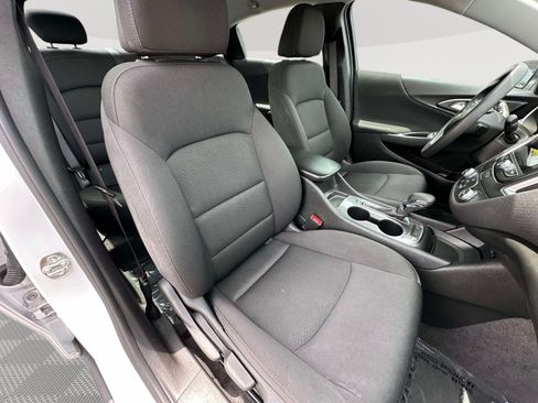 Used 2024 Chevrolet Malibu LS FWD image 24