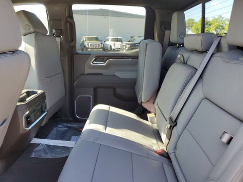 New 2026 GMC Sierra 1500 SLT w/ SLT Premium Plus Package AWD/4WD image 13
