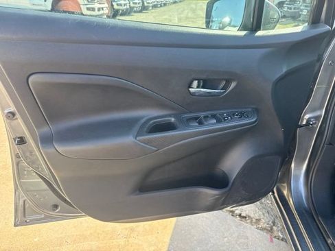 Used 2025 Nissan Versa SV w/ Trunk Package FWD image 13