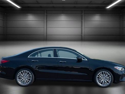 Used 2025 Mercedes-Benz CLA 250 4MATIC image 8