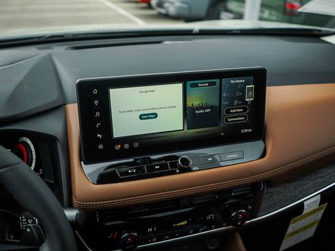 New 2026 Nissan Rogue Platinum image 24