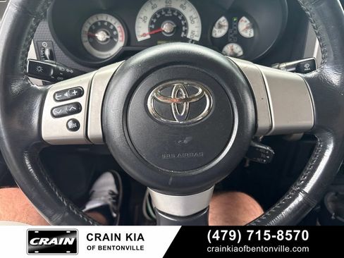 Used 2010 Toyota FJ Cruiser 4WD image 26