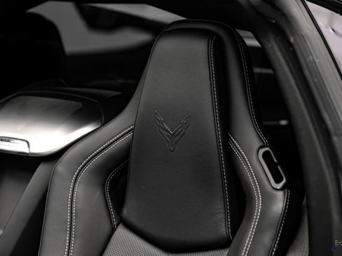 Used 2022 Chevrolet Corvette Stingray Preferred Cpe w/ Z51 Performance Package RWD image 51