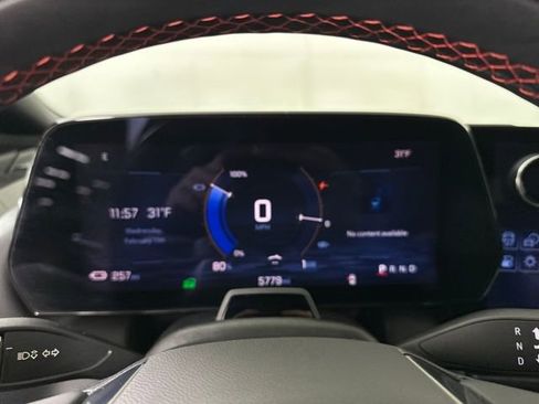 Used 2024 Chevrolet Equinox EV RS image 17