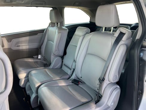 Used 2022 Honda Odyssey EX-L image 12