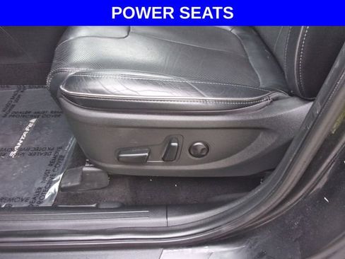 Used 2022 Hyundai Santa Fe SEL w/ Convenience + Premium Package AWD/4WD image 8