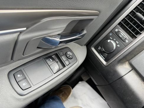 Used 2018 RAM 3500 Tradesman w/ Power & Remote Entry Group image 50