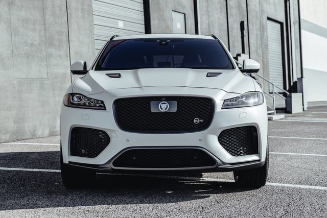 Used 2020 Jaguar F-PACE SVR AWD/4WD image 13