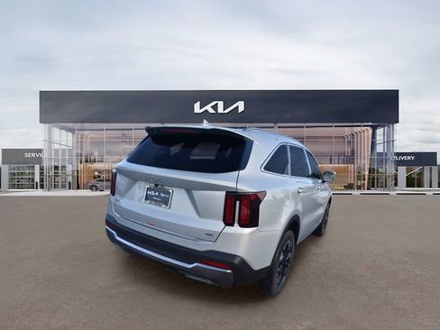 New 2026 Kia Sorento S w/ S Panoramic Sunroof Package AWD/4WD image 4