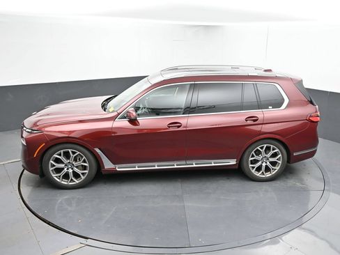 Used 2025 BMW X7 xDrive40i AWD/4WD image 21