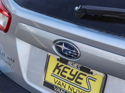 Used 2019 Subaru Crosstrek 2.0i Premium image 11