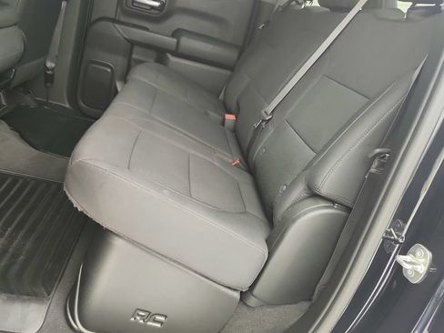 Used 2021 Chevrolet Silverado 1500 Custom Trail Boss AWD/4WD image 23