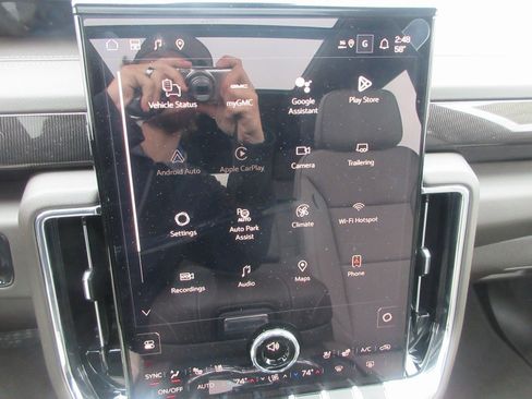 New 2026 GMC Yukon Elevation w/ Elevation Premium Package image 19