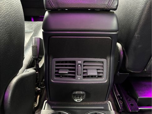 Used 2016 Mercedes-Benz G 550 image 41