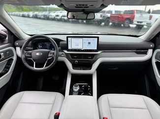 Certified 2025 Ford Explorer Platinum w/ LUX Leather Package AWD/4WD video 2