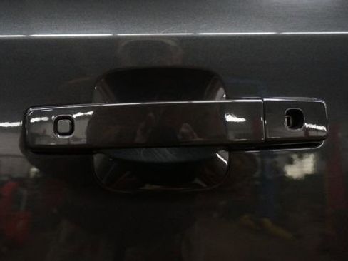 Used 2023 Land Rover Defender 90 S image 67