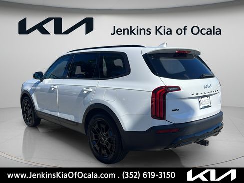 Certified 2022 Kia Telluride SX w/ SX Prestige Package AWD/4WD image 5