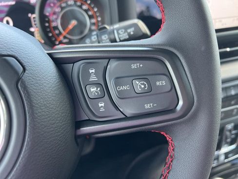 New 2024 Jeep Wrangler Unlimited Rubicon w/ Technology Group image 29