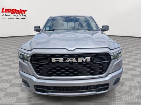 Used 2025 RAM 1500 Big Horn AWD/4WD image 8