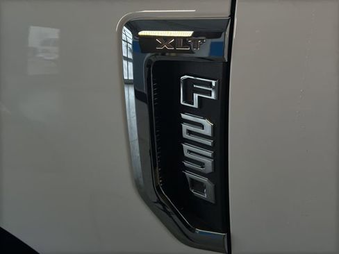Used 2022 Ford F250 XLT image 23